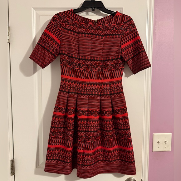 Danny & Nicole Dresses & Skirts - Danny & Nicole Red/Black Dress